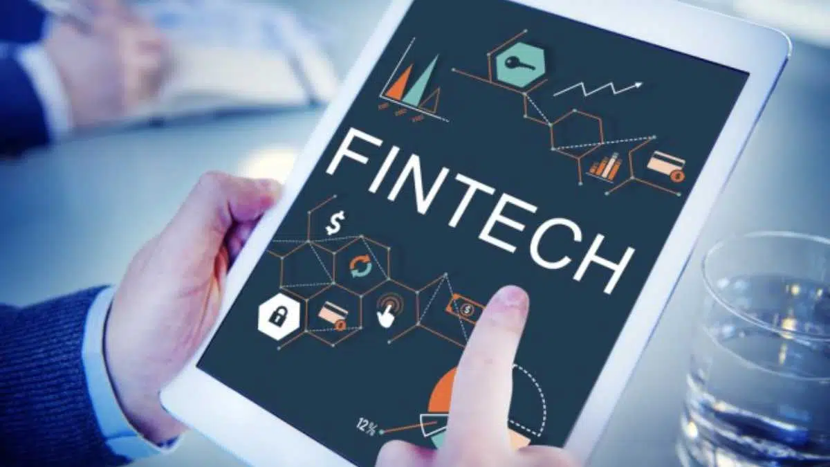 Fintech คือ