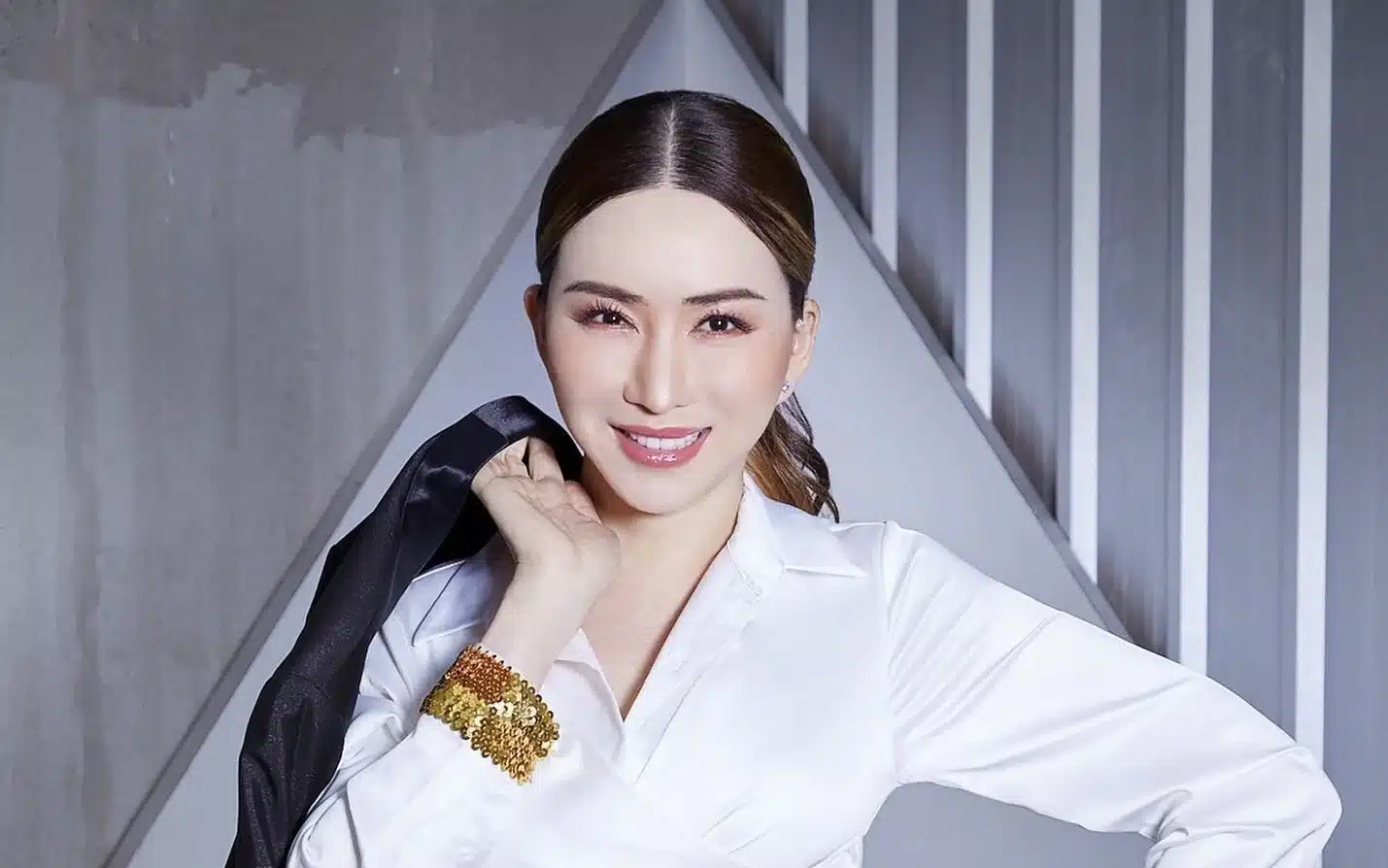 หุ้น jkn